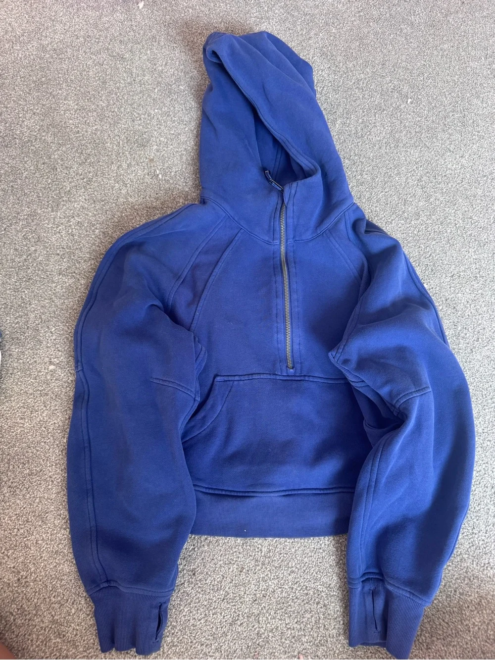 lululemon cropped scuba